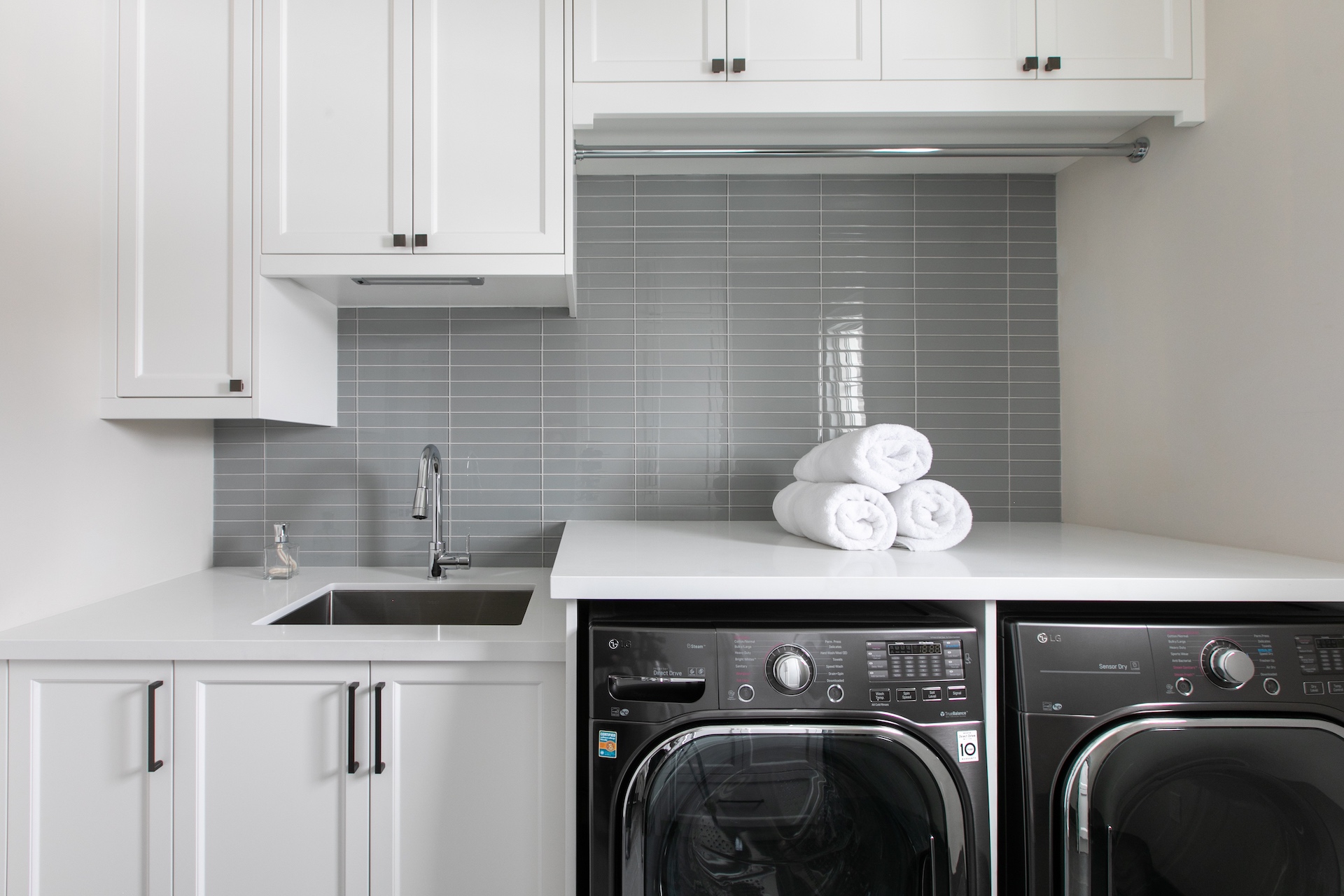 Ideas For Laundry Room Storage Cabinets — image 1