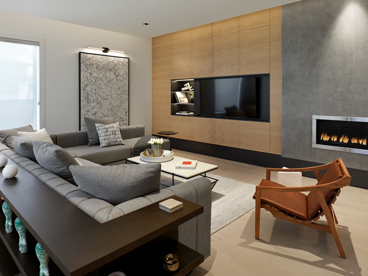 Private tour of the exquisitely designed model home at Limerick Point in Richmond Hill — image 3